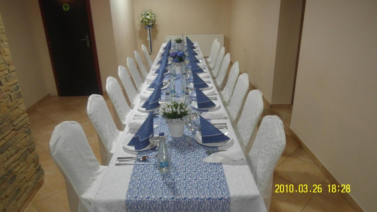 Hotel Kolonial Sziklaszoros Kültér fotó